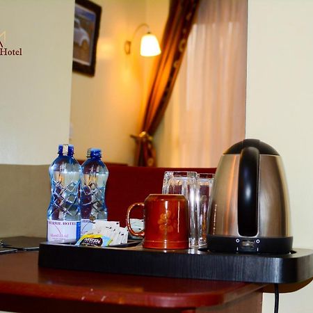 Merril Hotel Eldoret Buitenkant foto